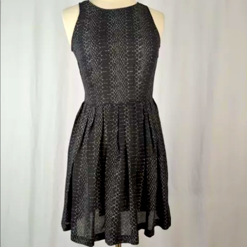 Joie New, Never Worn Silk Snakeskin Print Sleeveless Minidress in Black -